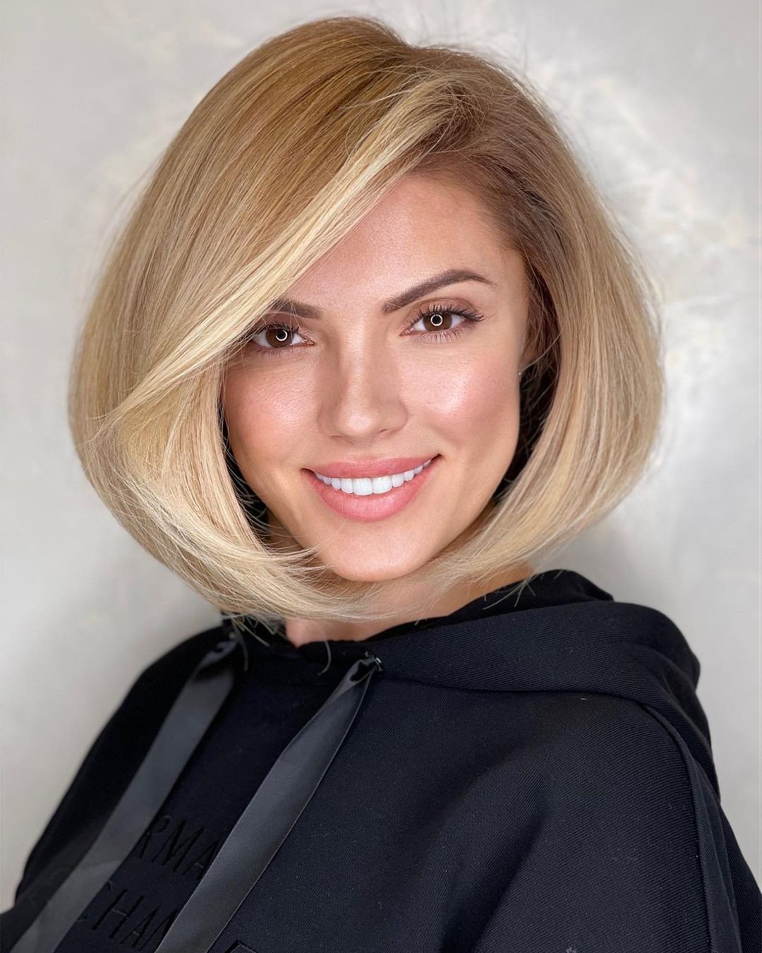 Bold Long Bangs to the Side